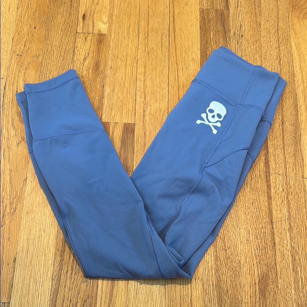 Lululemon Blue Skull Soul Cycle Print Leggings Women’s 4